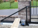 Detail pohonu samonosné posuvné brány